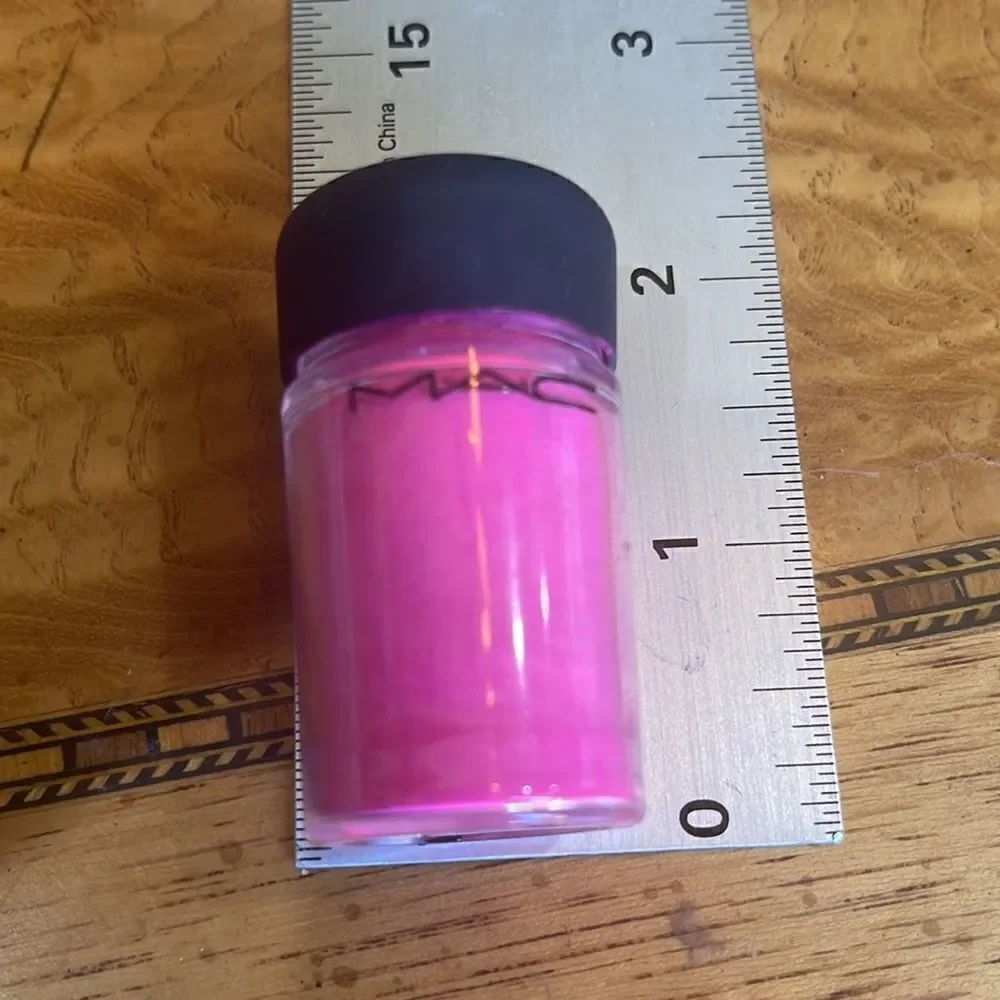 MAC Magenta Madness 855 Pigment + Sealed Pink Glitter Bundle DISCONTINUED